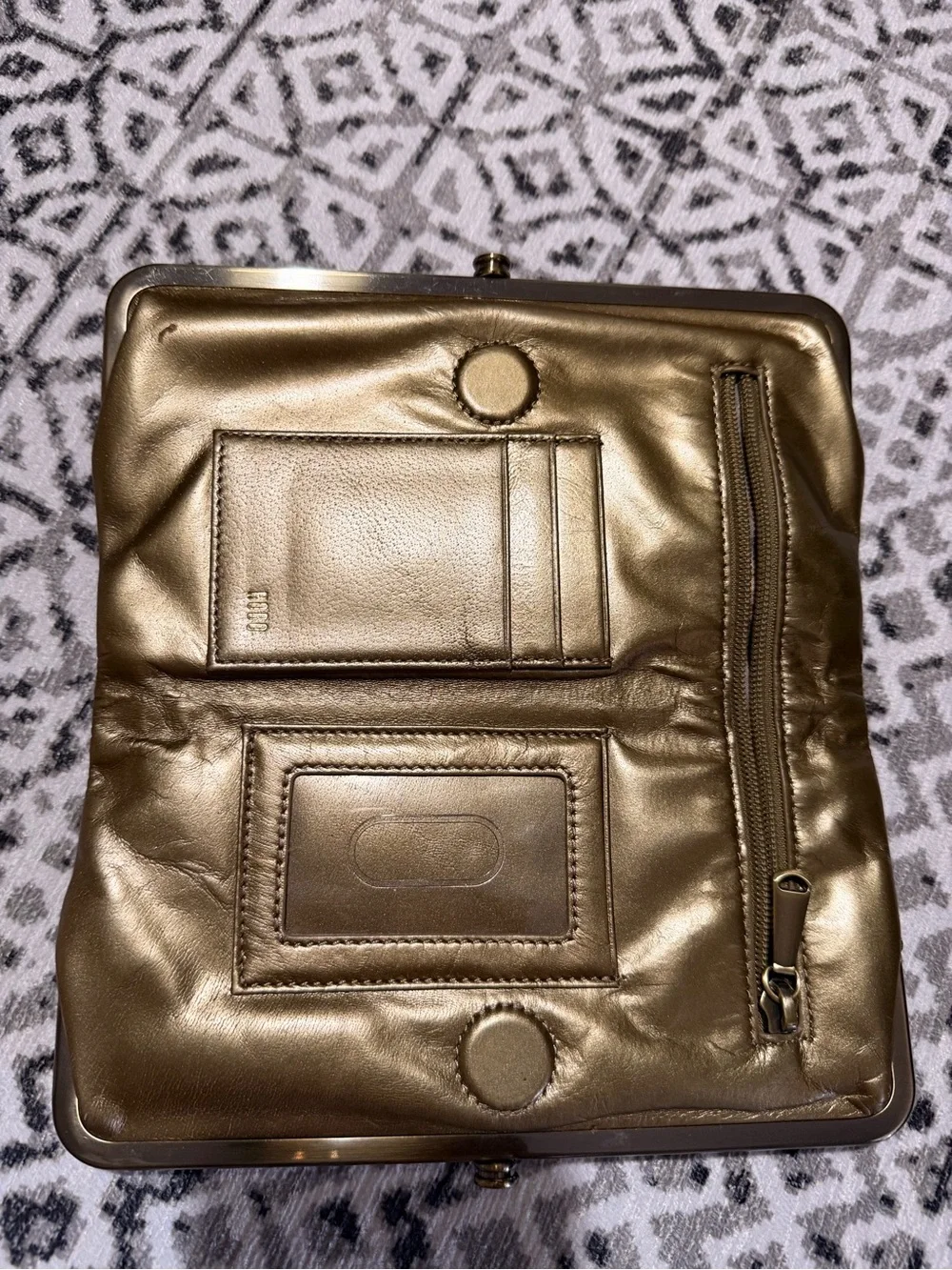N/A elegant metallic
